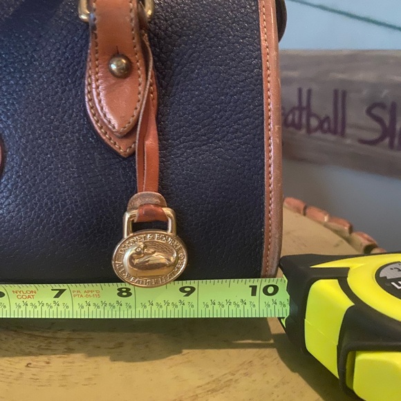 Dooney & Bourke Handbag Genuine All Leather Made in the USA Mini - Picture 12 of 15